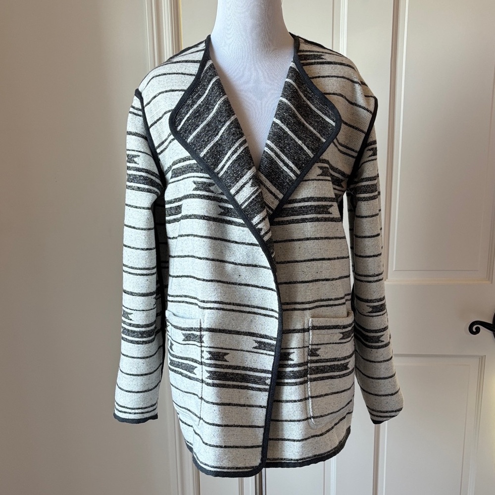 Marine Layer Black and White Mariella sweater coat Open Front Reversible - Picture 3 of 11